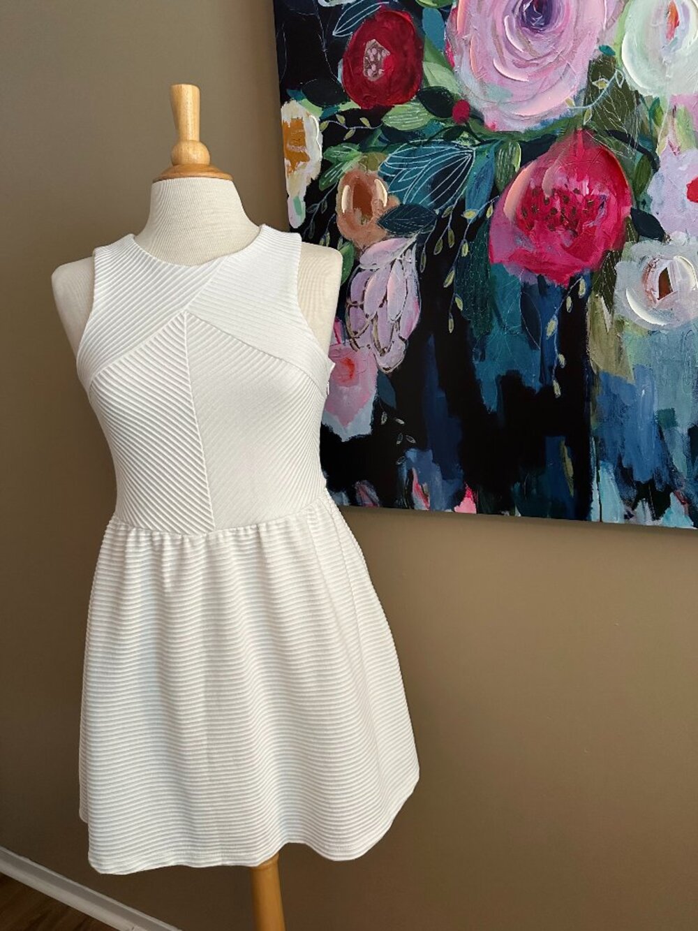 🤍 Alya White Skater Dress Small Fit & Flare Ribbed Textured
